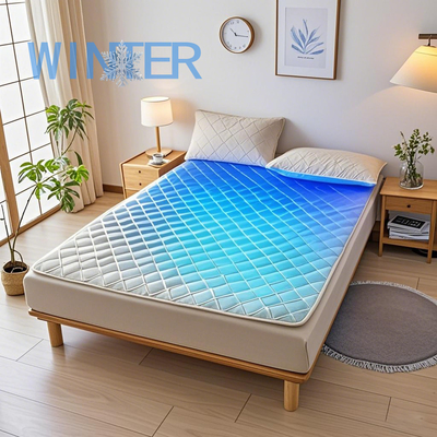 Verstelbare temperatuurMeerfunctionele elektrische matrasbedekking Koeling en verwarming Watergekoelde matras met therapiefunctie F-instellingen 45-65 graden Voor persoonlijk comfort bij verwarming en koeling Matraspad